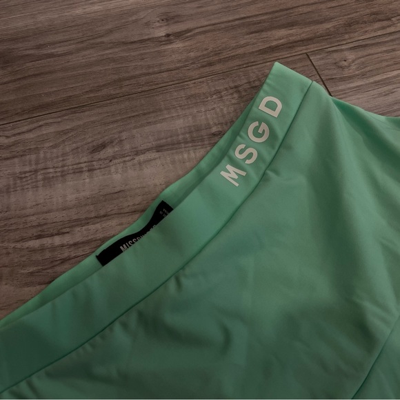 Skirts-short 😻❤️‍🔥 - Picture 3 of 4